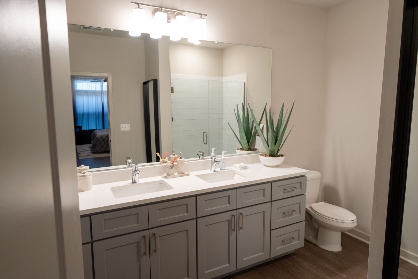 Rosewick - Updated Model - Primary Bath 2